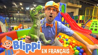 Blippi au parc de jeux couvert (Kinderland) | Blippi en français | Vidéos éducatives pour enfants