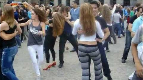 Amsterdam @ dam square (International Zouk Flashmob 16 sept 2012)