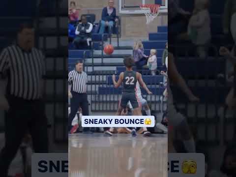 Wasn’t expecting him to get up like that 😳🔥 (Via @alleneaglebball/IG, @rjevansss/IG) #shorts