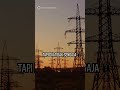 Pria Tesengat Listrik Saat Foto Sunset, Sebabkan Kebakaran Hutan #shorts