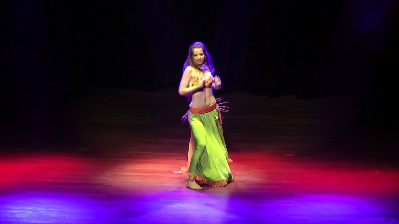 Daiana Bellydance ( Soheir Zaki - Horus Arab Music )