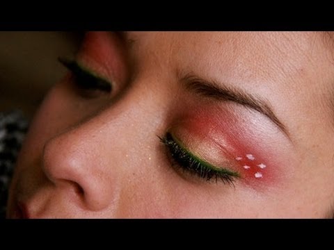 strawberry makeup