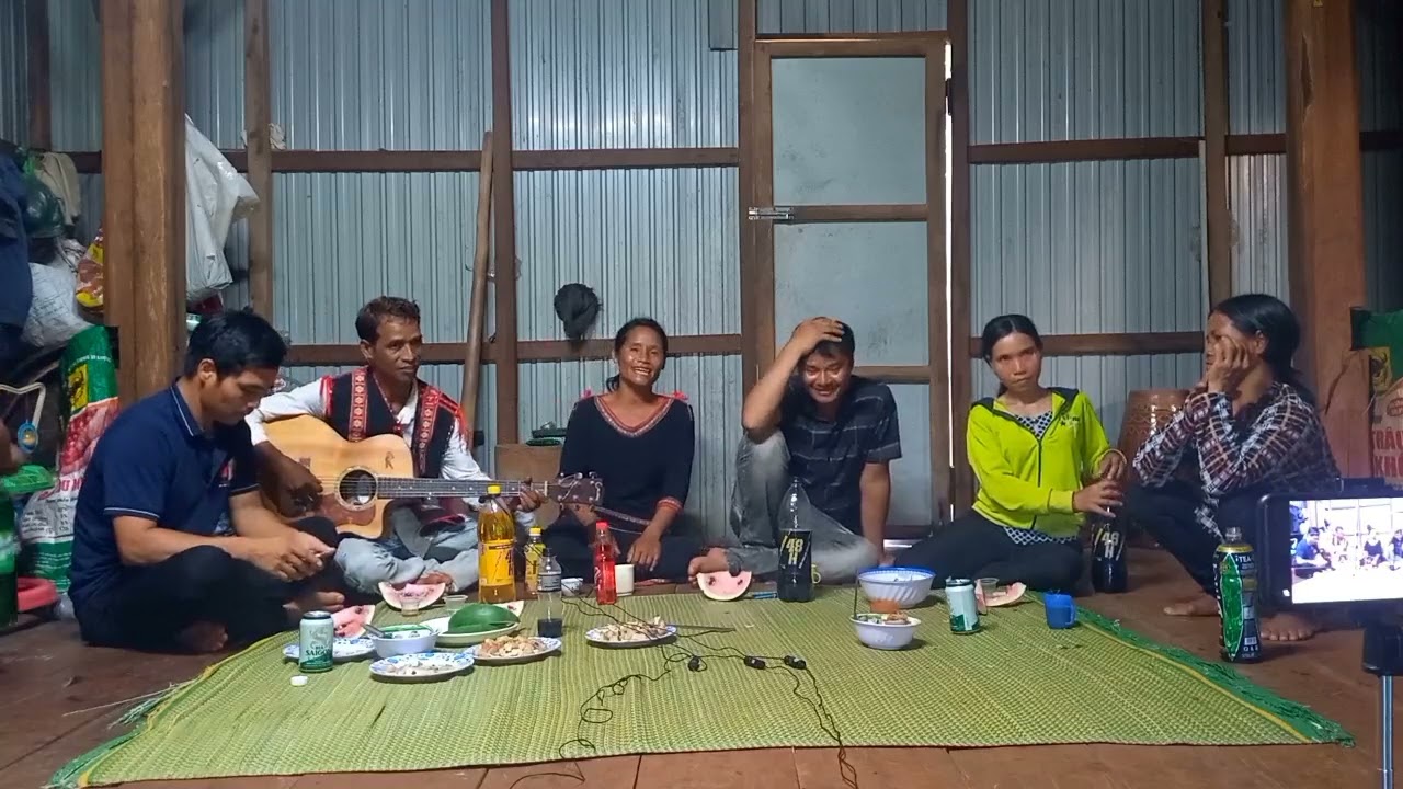 Adoh Tơlơi Jrai - Ayong Plun + Neh Peo - Plei Siêu ia Me. chứ prong | Jock siu.