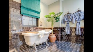 Inside Hotel Thomas Bangkok In Thailand Near Phaya Thai Train Station Room