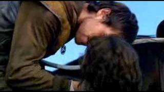 Robin and Marian Kiss