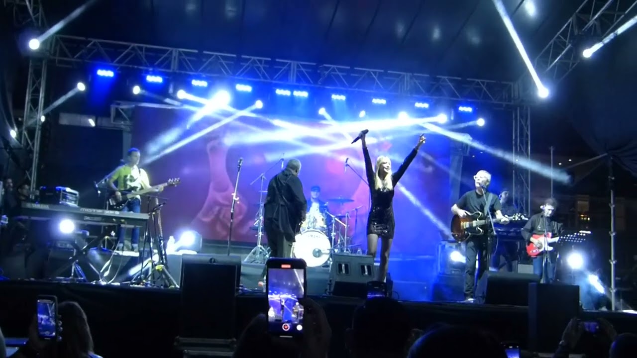 Elisa Rego - Abismo de Corazón (Figura Frank Quintero/Pedro Castillo)