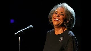 Famous Remembering Nancy Wilson, singer with dazzling style Net Worth