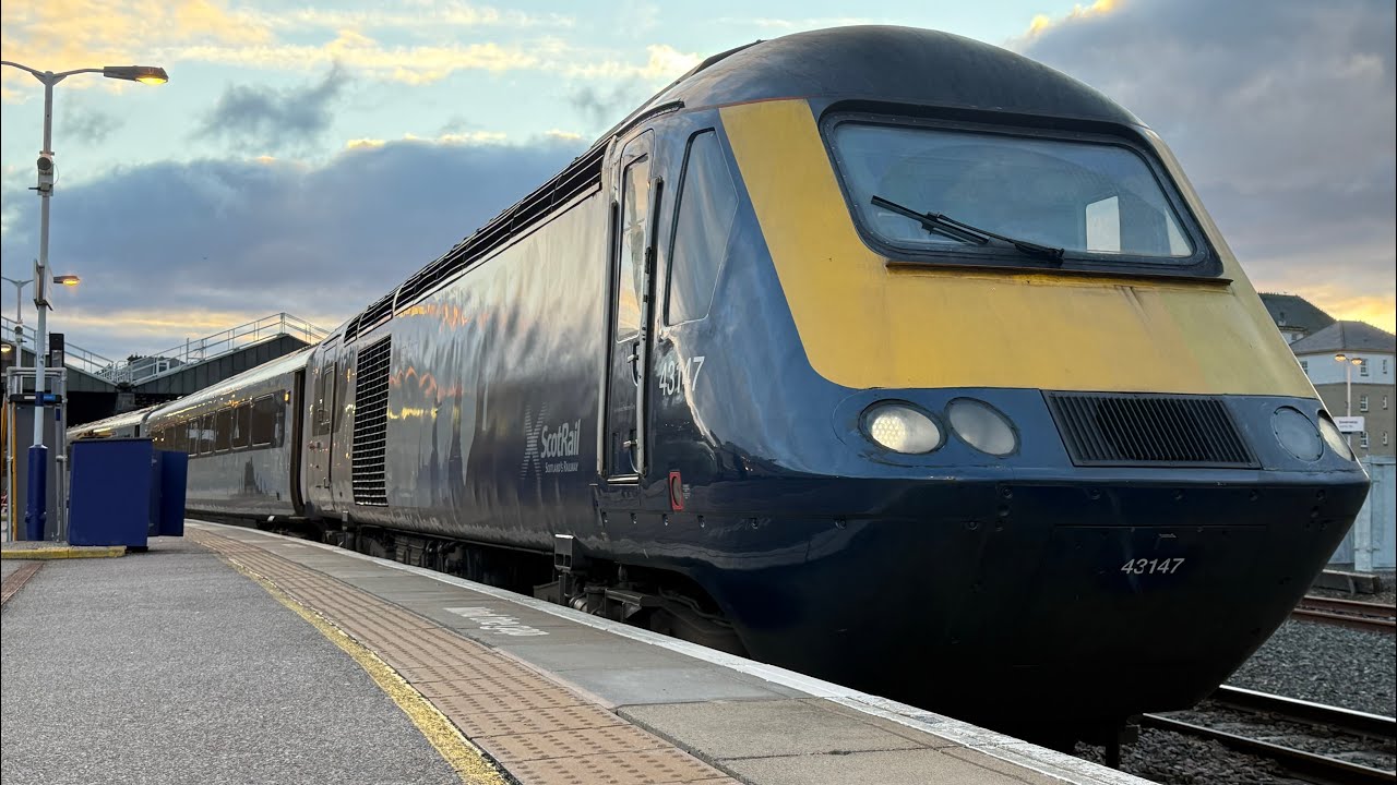 Trains at Aviemore & Perth - Feb 26