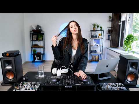 House Music DJ Mix // Stylish Home Vibes // RGrooveVibe House | 100% Real Music, No AI