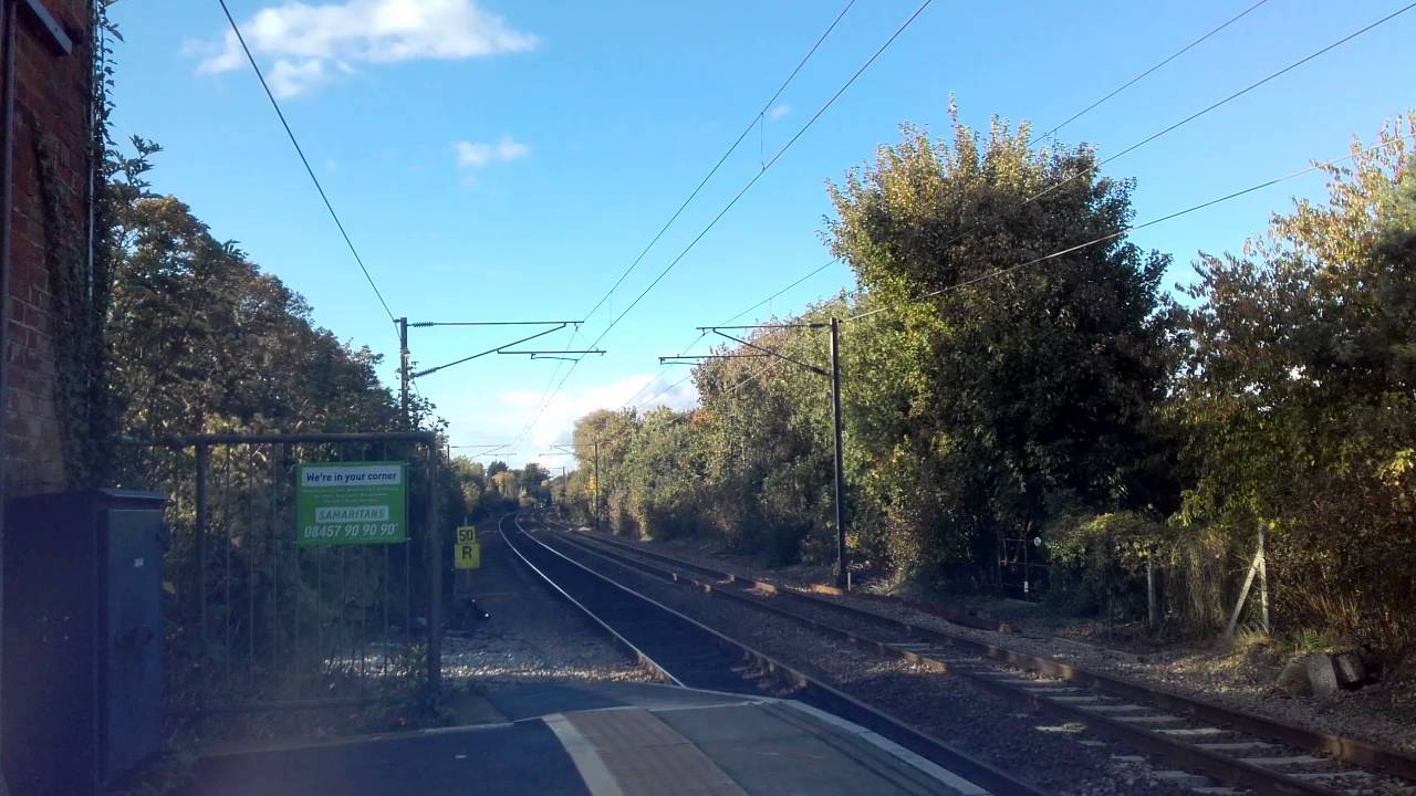 camera iphone 8 plus apk 66589 passes through Needham Market with nice 2 TONE | 18/10/2016