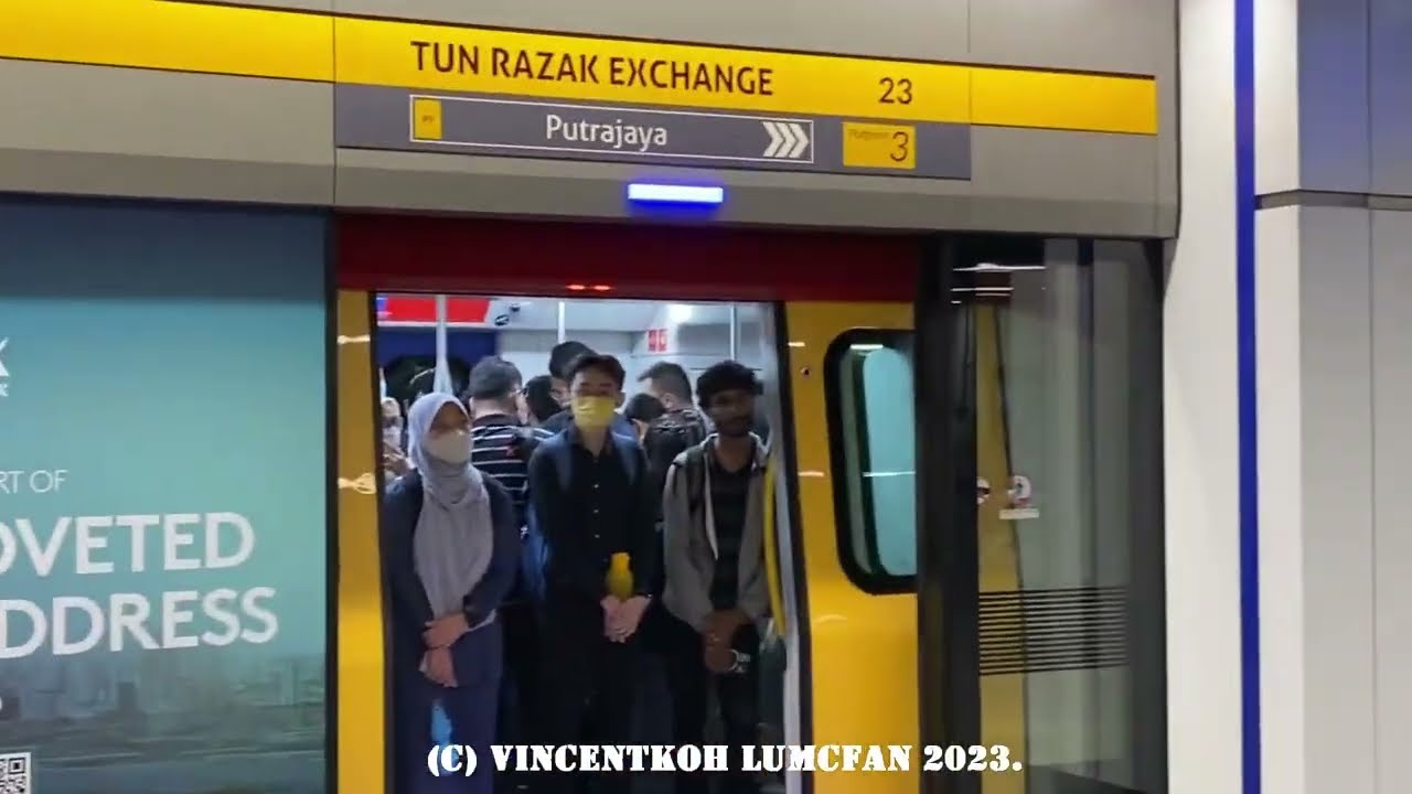 MRT Putrajaya Line getting VERY CROWDED (Return of Hyundai Rotem 229) #mrtmalaysia #jomnaikmrt