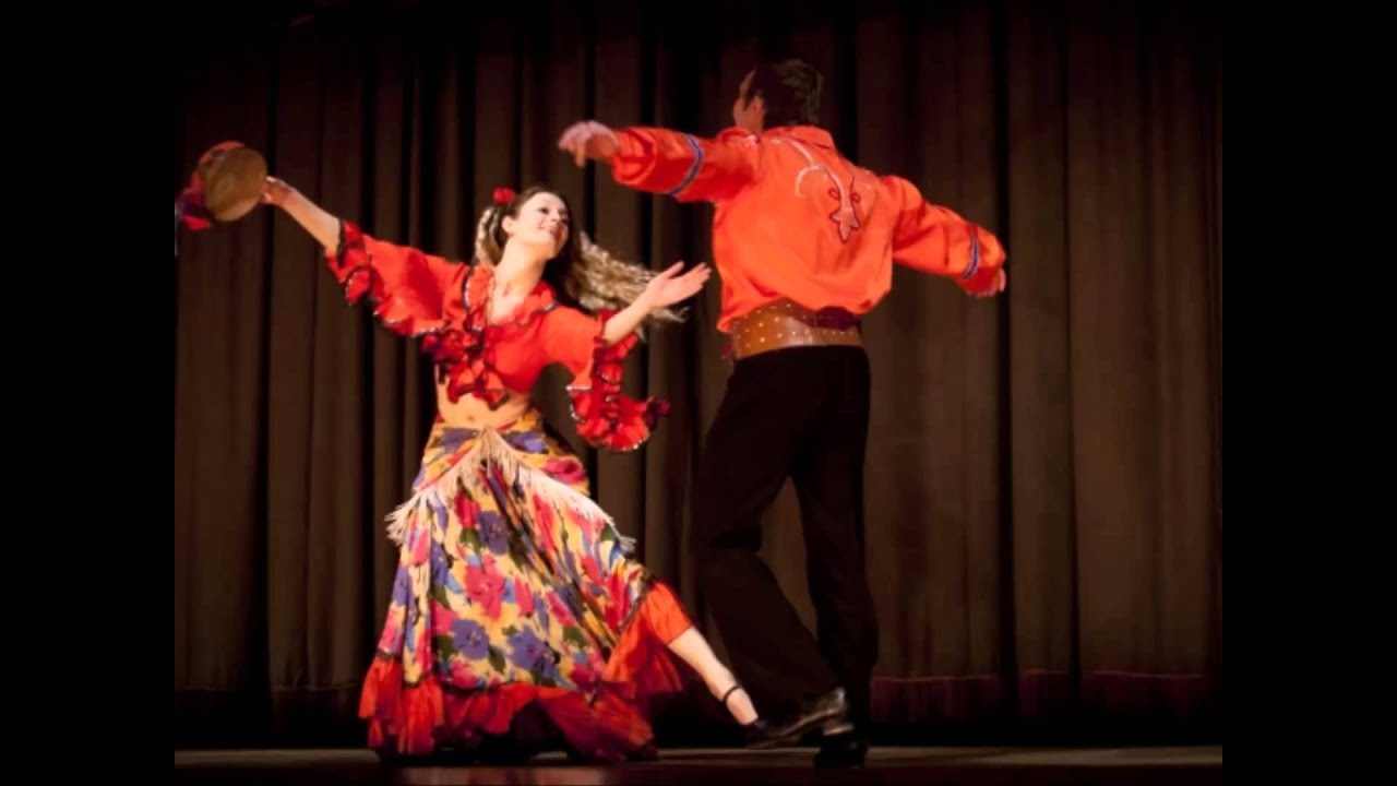 цыганка танец. цыганский танец движения. цыганский танец движения. елена куканова цыганский танец. цыганка пляшет.