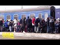 Russian invasion creates refugee crisis in Ukraine l GMA