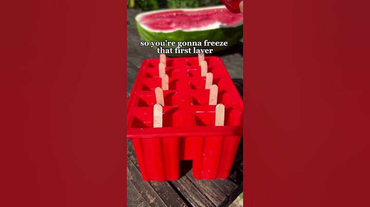 Let’s make watermelon popsicles 🍉 #fruit