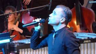 Bruno Pelletier performs "Lune" in Moscow on 10th December 2015.