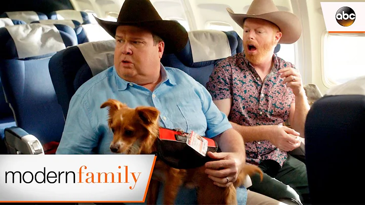Mitch and Cam are Lost at the Airport - Modern Fam...