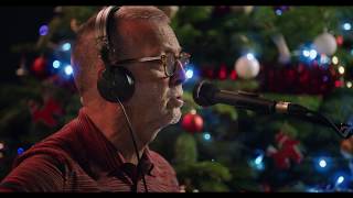 Eric Clapton - White Christmas (Performance Video)