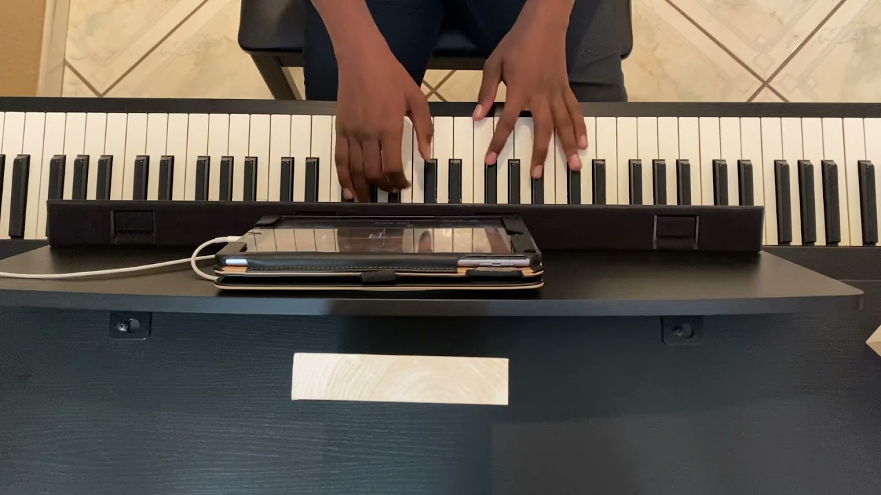 A Dieu Soit la Gloire / Praise the Lord, Let the Earth Hear His Voice (Chants D’Esperance)