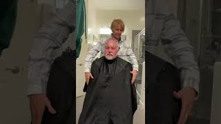 Come with me to teach my mom how to cut my dads hair