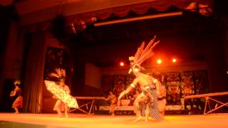 Download Cultural Shows At Sarawak Cultural Village: ngajat Pahlawan Iban Warrior Danc Video MP3 Cultural Shows At Sarawak Cultural Village: ngajat Pahlawan Iban Warrior Danc