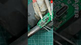 DIY Mini Battery Charger in 60 Seconds ⚡#DIY #Battery charger#MohitTechMaster
