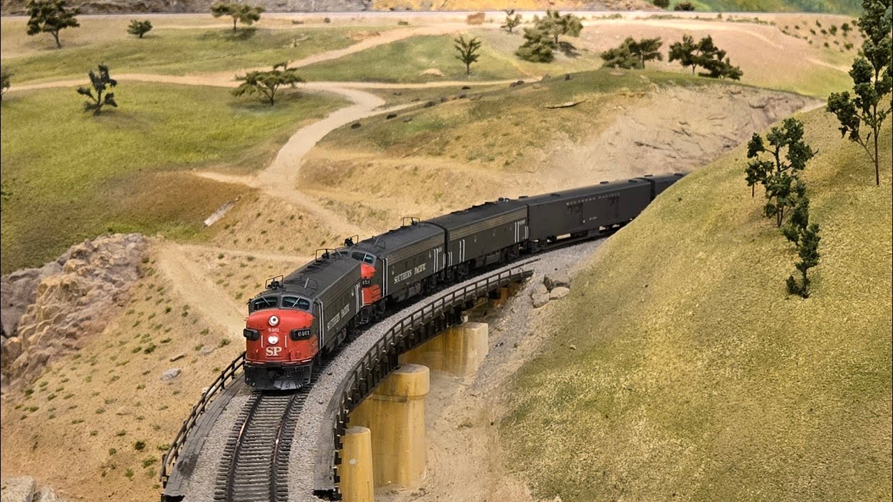 Owl Service Over Tehachapi - La Mesa Model Railroad Club