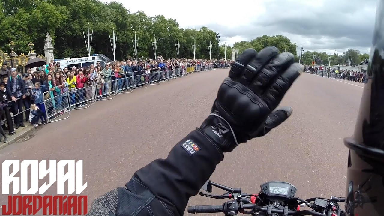 carbonated water Daily Observations 124 on a Husqvarna Nuda 900R, BMW S1000Rs & Honda MSX