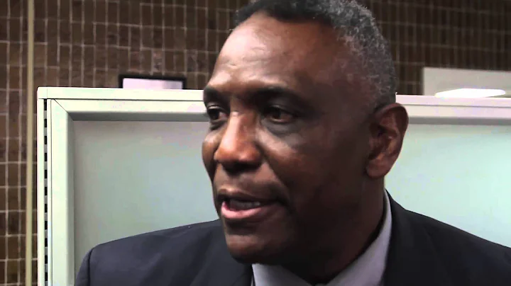 Woodrow Lowe Talks to Media About Dismissal as Cen...