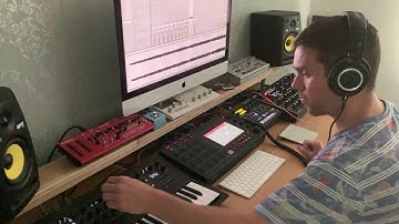 Ambient Jam using Peak, Minilogue XD, Digitone & MPC Live