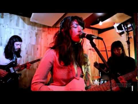 Widowspeak - Gun Shy