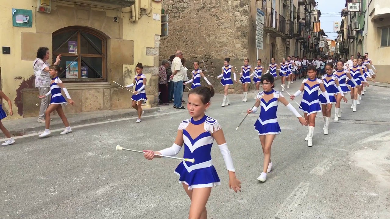 Majorettes i Banda de Vilalba dels Arcs 2018