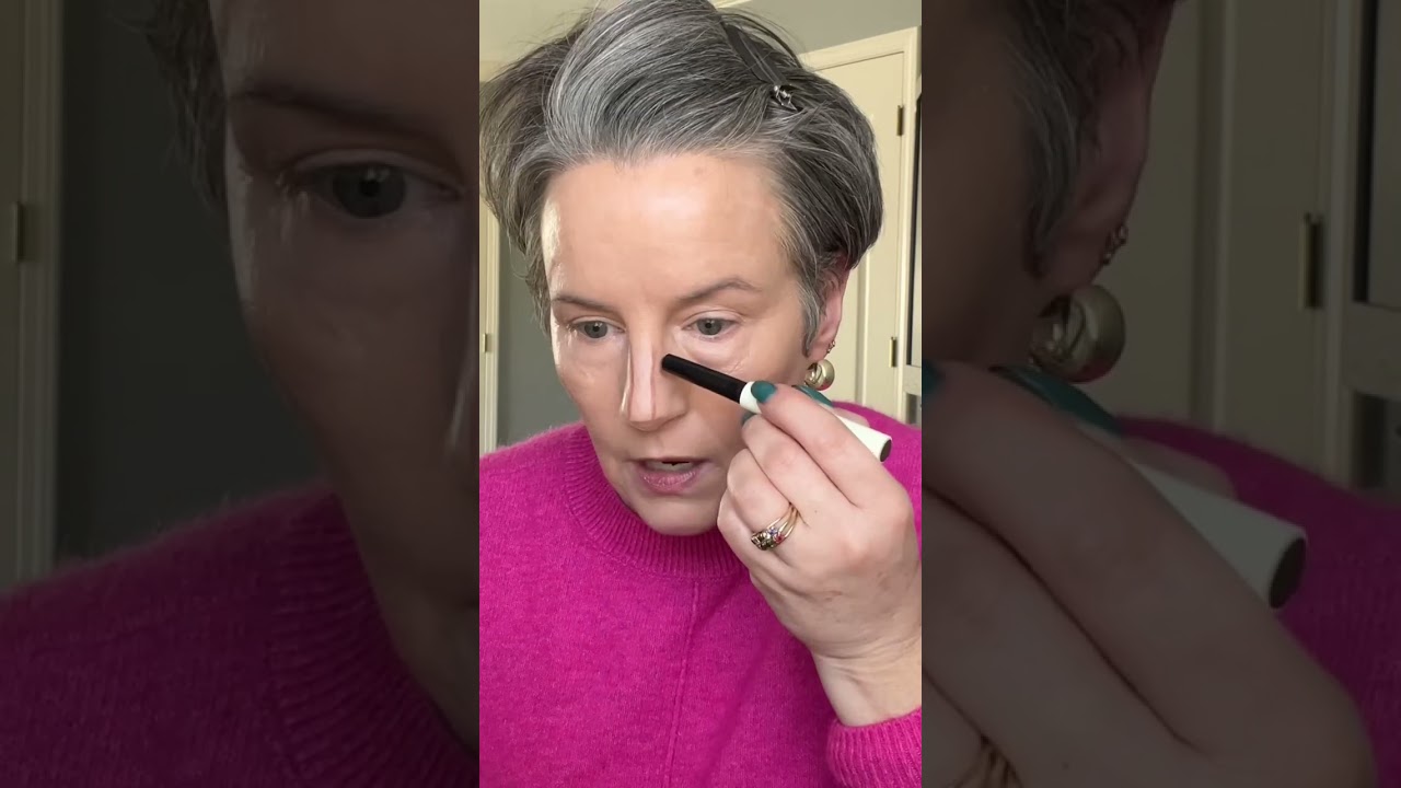 video VICTORIA BECKHAM Contour Stylus