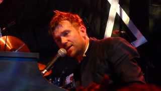Damon Albarn - Out Of Time - Alhambra Paris 2014 chords