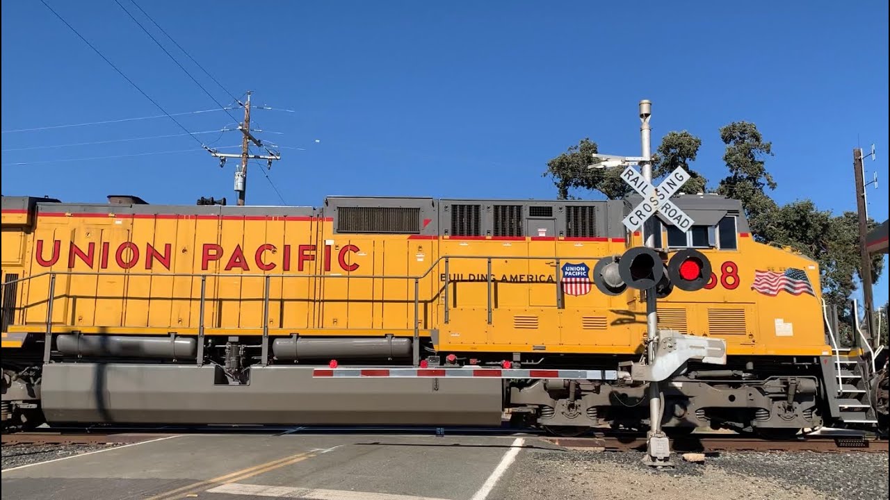 UP 7952 Intermodal Stack Train South E. Jahant Road Railroad Crossing