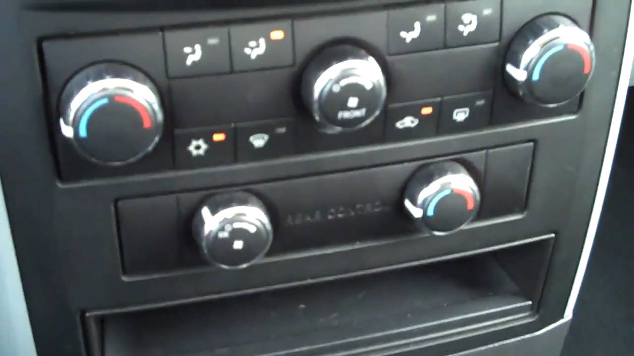 2008 Dodge Grand Caravan SXT Stow 'N Go - YouTube