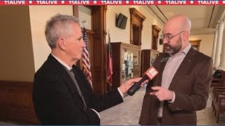 'This industry's gotta go' - State Senator wants to ban the boot