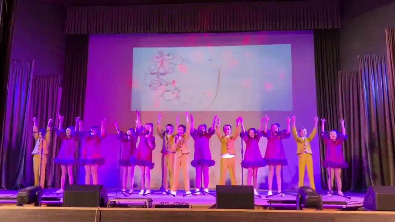 ,,Крошки,, ,, Слово Мама,,