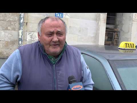 ქვეყანაში   მოსახლეობის  გადაადგილების  ერთადერთი  საშუალება  მსუბუქი  ავტომობილია