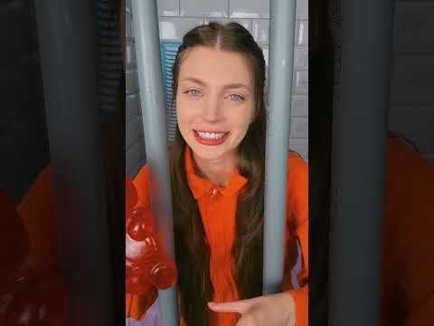 कैदी का छोटा भालू हुआ बड़ा 😱🤯 mini wood toy/ Woodworking art skills/ hand crafts #shorts