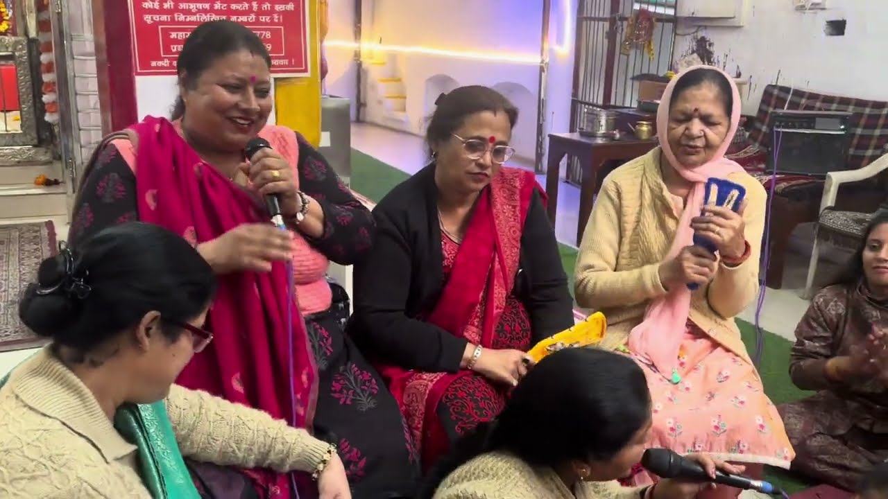 आज 25 दिसंबर तुलसी पूजन दिवस के दिन MATA RANI KE BHAJAN KIRTAN 🙏 
