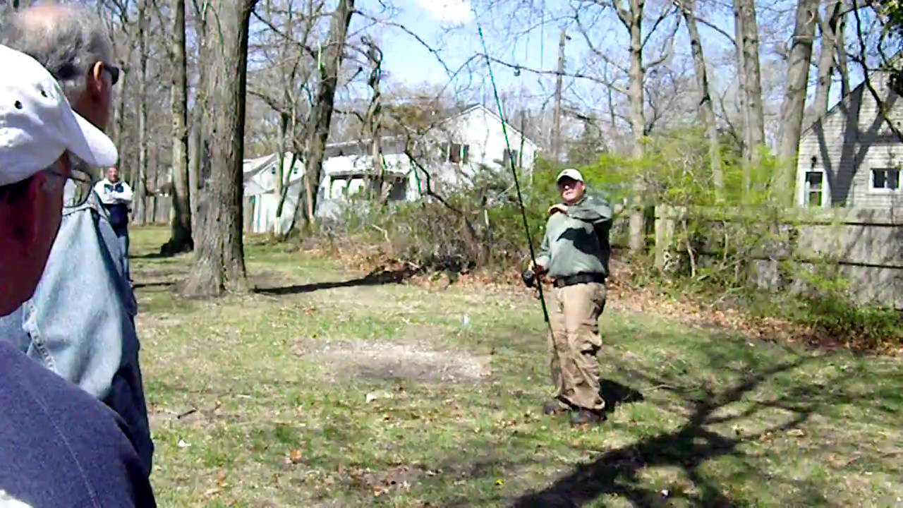 Bill Wetzel explaining how to make a proper Surf Cast
