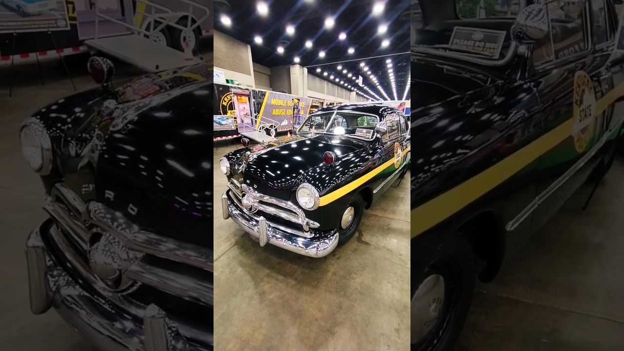 🚨 Straight out of MAYBERRY, classic 49 FORD Flathead cop car at Kentucky State Fair 🎪 