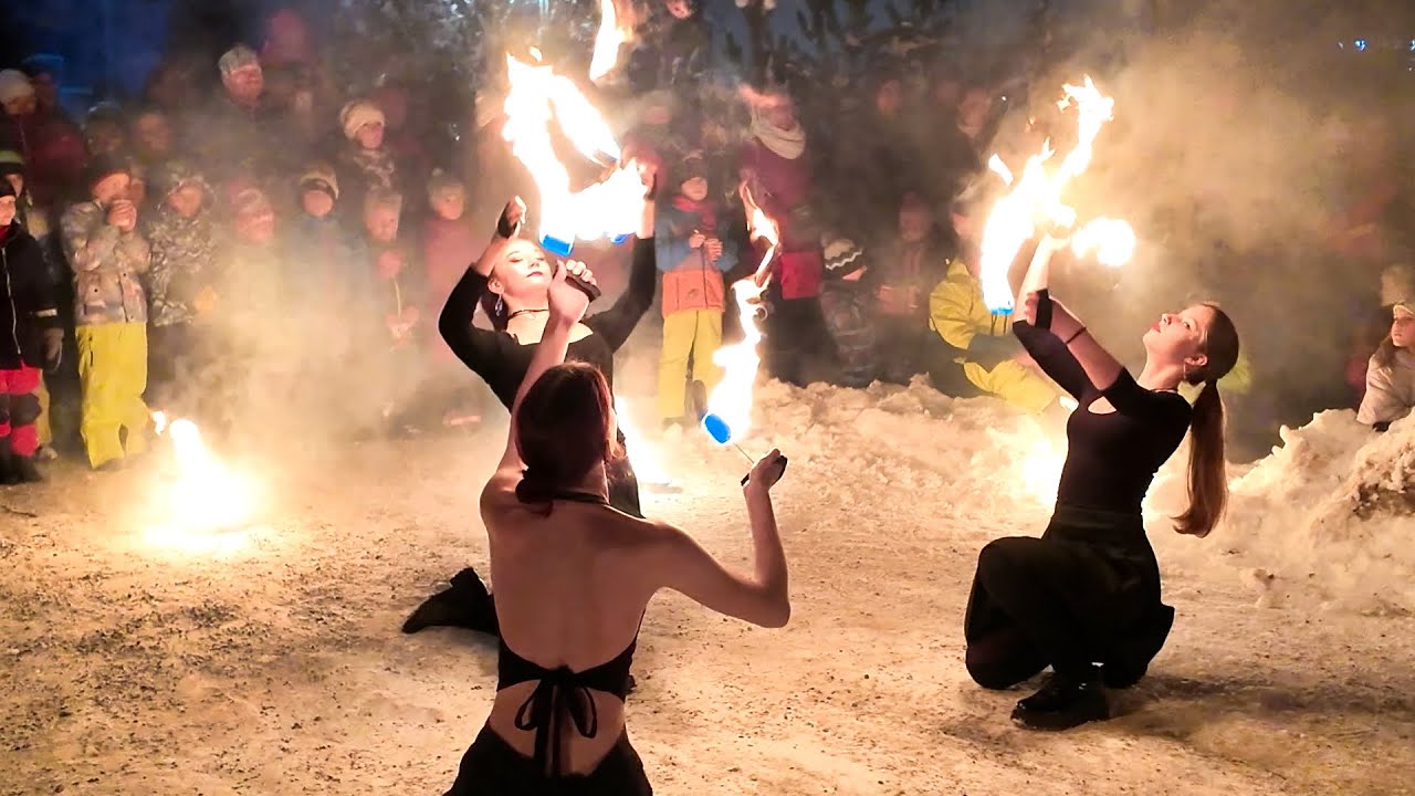 Vánoční jarmark v Krásné přilákal davy na rozsvícení vánočního stromečku │ @BeskydskaTelevize