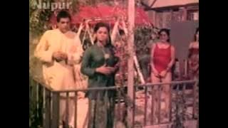 Rama Ho Rama Humne Gaon Ke Panghat Pe by Mukesh in Ek Bechara (1972)
