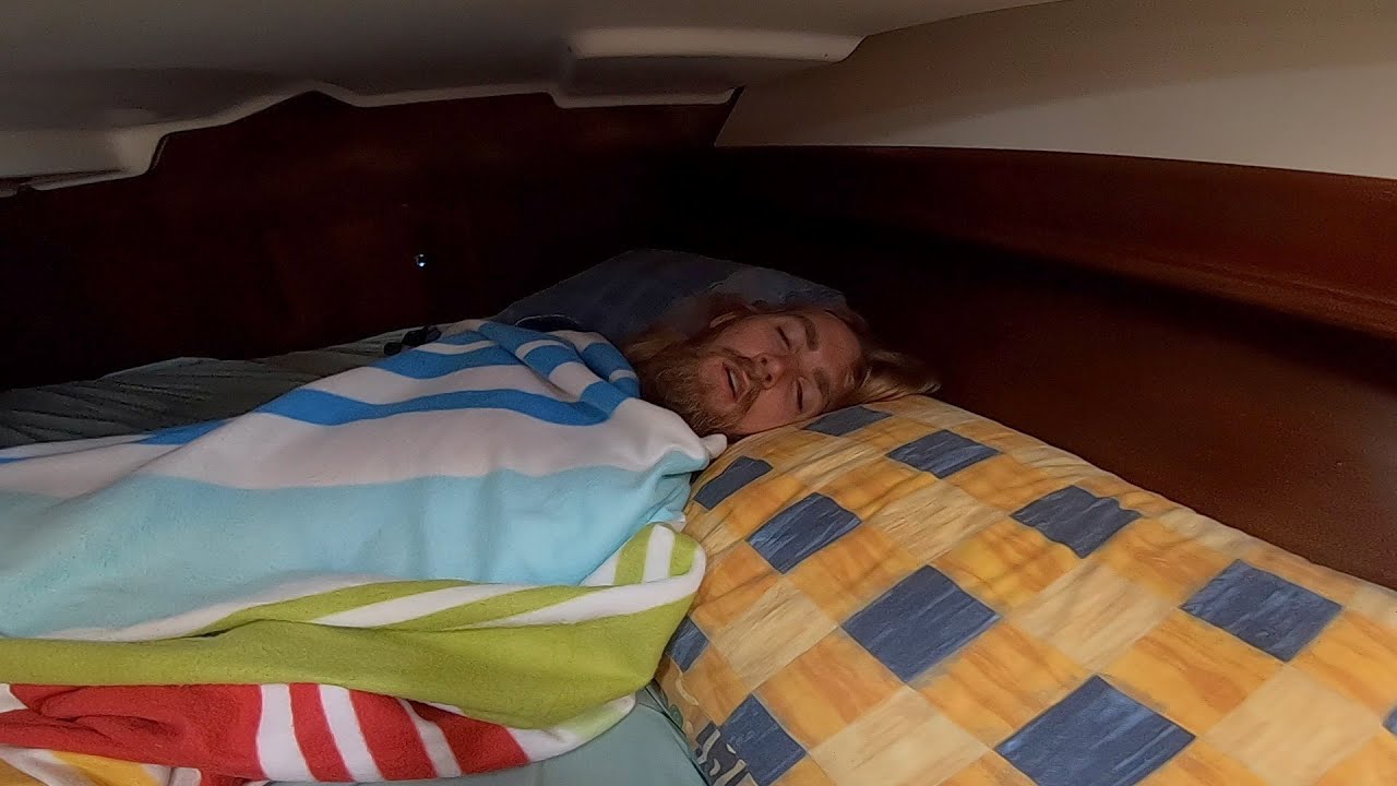 24 Hours Inside our Lives as LIVEABOARD Sailors - CIRCUMNAVIGATION -STRESS, Smells, Sunsets, Swells