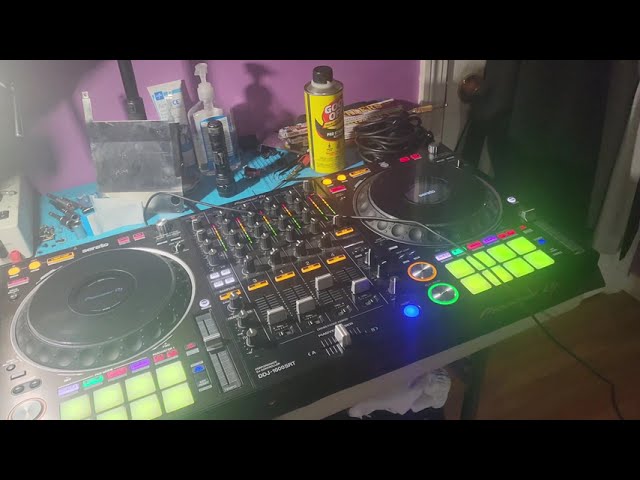 Pioneer DDJ 1000SRT weird issues / liquid damage repair - YouTube