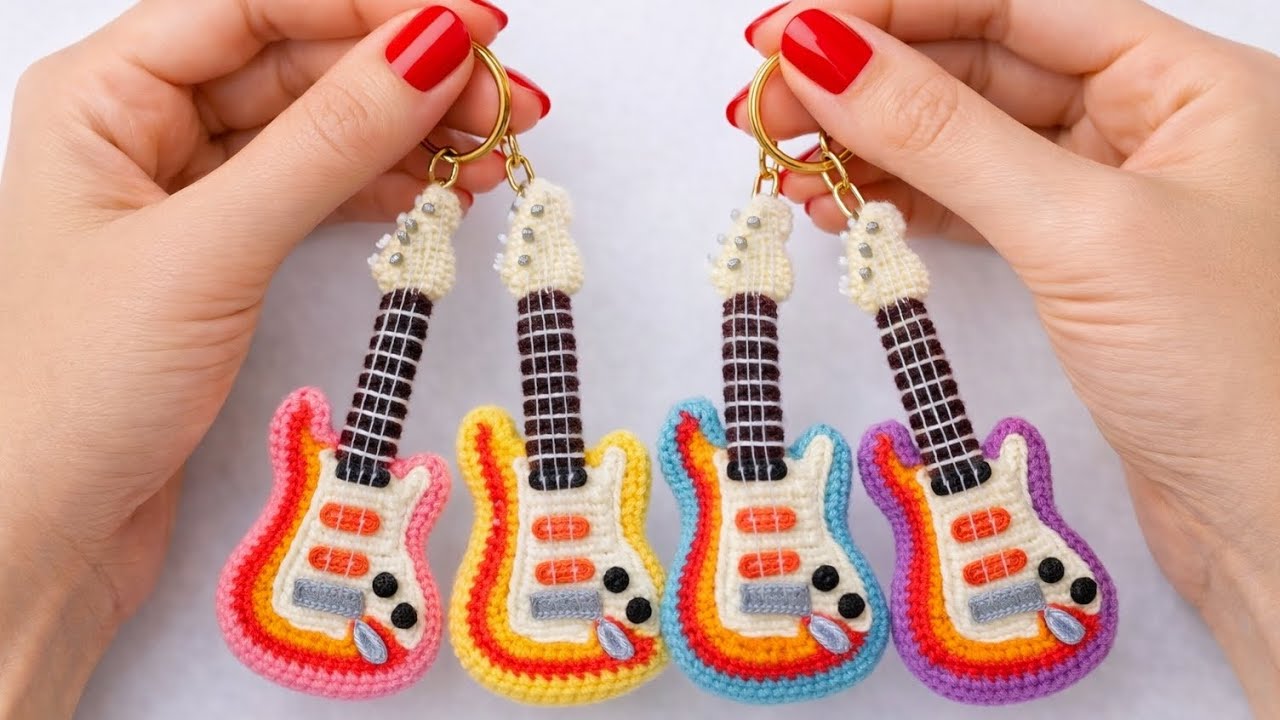 How to crochet for beginners😱!?Cutest Keychain🥰gift 🎁 decorations 