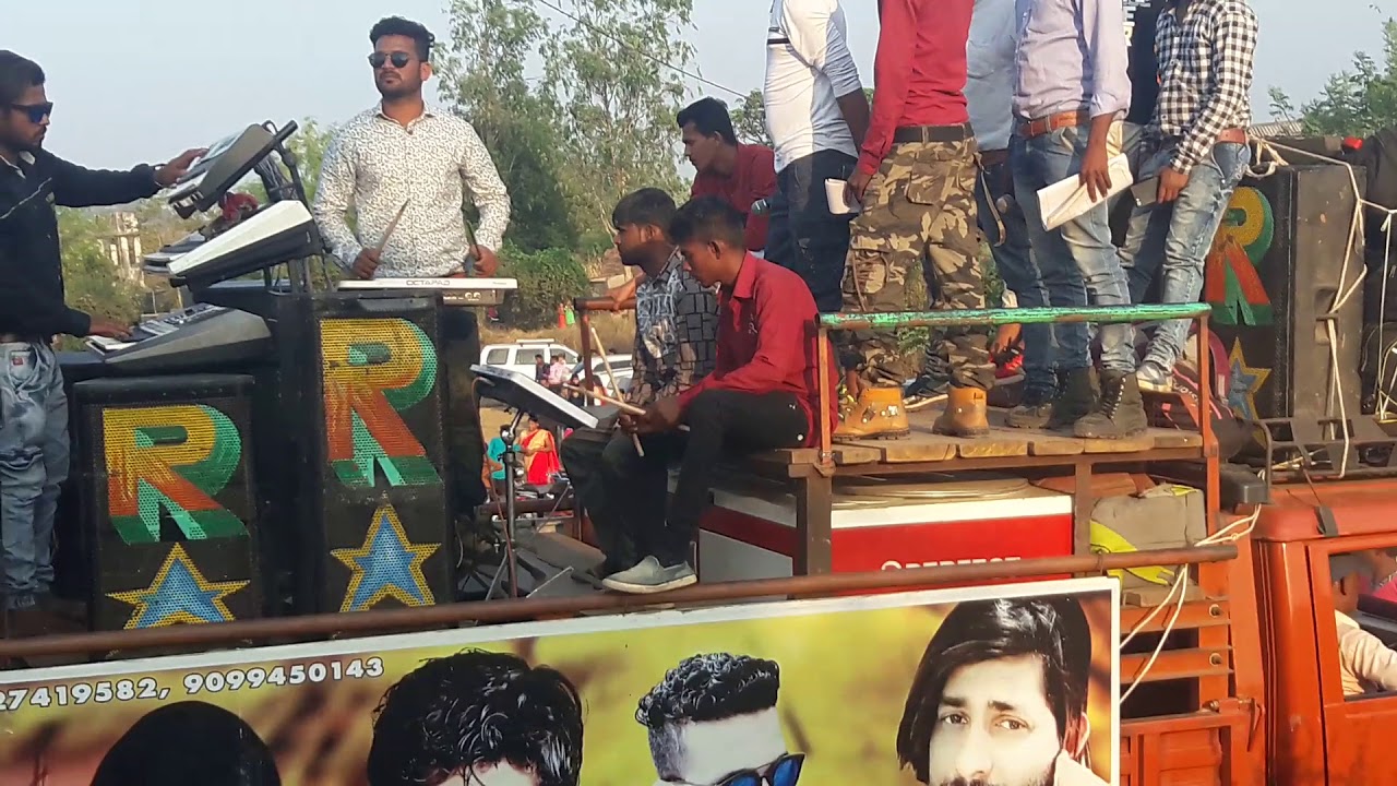 ROCKY STAR BAND ZARNA