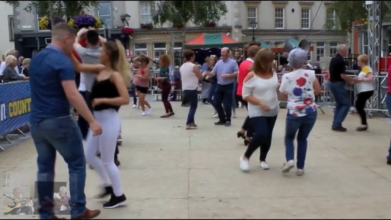 233 - WildWood Flower - Old Time Music/By The doiron Brothers