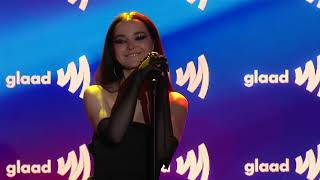 Dove Cameron - Boyfriend (Live at the 2022 GLAAD Awards)